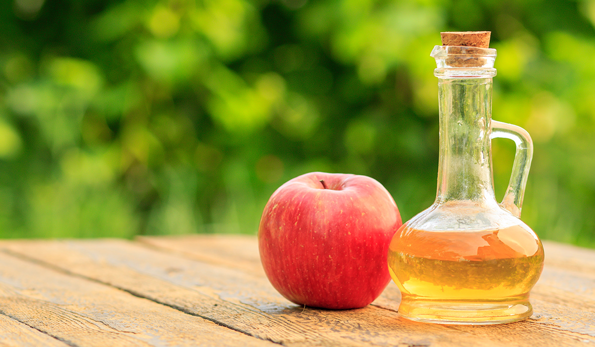 Apple Cider Vinegar: Benefits, Uses, and Dosage | September 2023